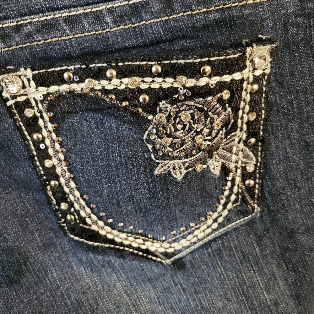 NWOT GRACE IN LA STRAIGHT LEG HIGH RISE EMBROIDERED JEANS SZ 10 - Picture 6 of 12